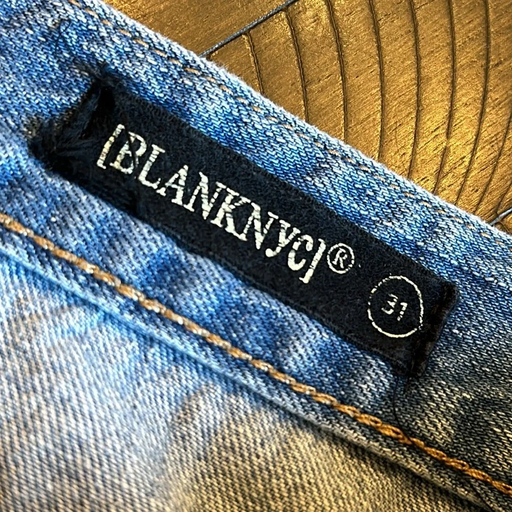 BLANKNYC Distressed Denim Shorts Size 31 High Rise Cuffed Hem Medium Wash